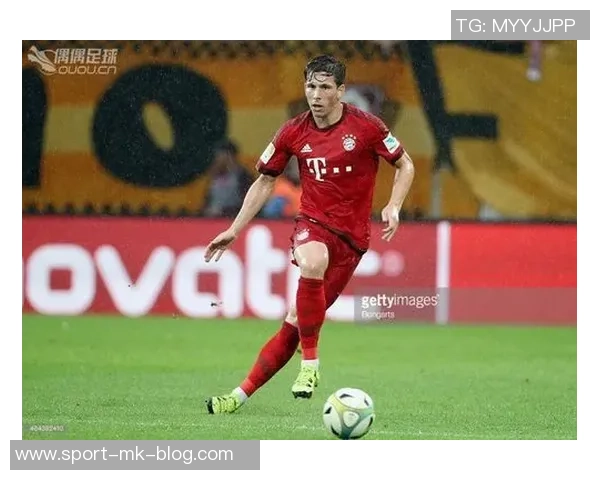 拜仁小将查维斯租借加盟科隆附带买断与回购条款解析